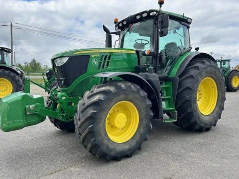 John Deere 6175R