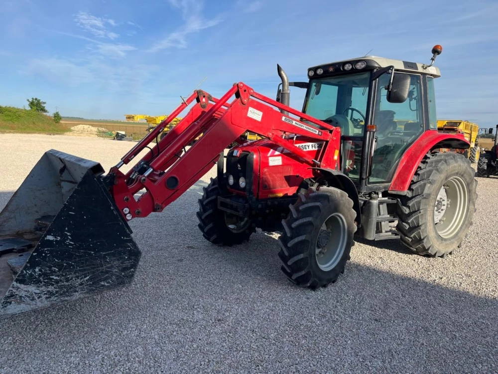 Massey Ferguson 6445