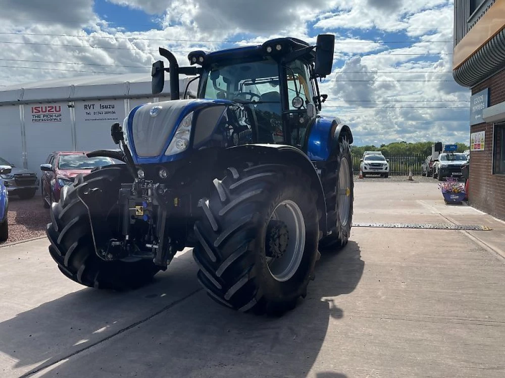 New Holland T7.270