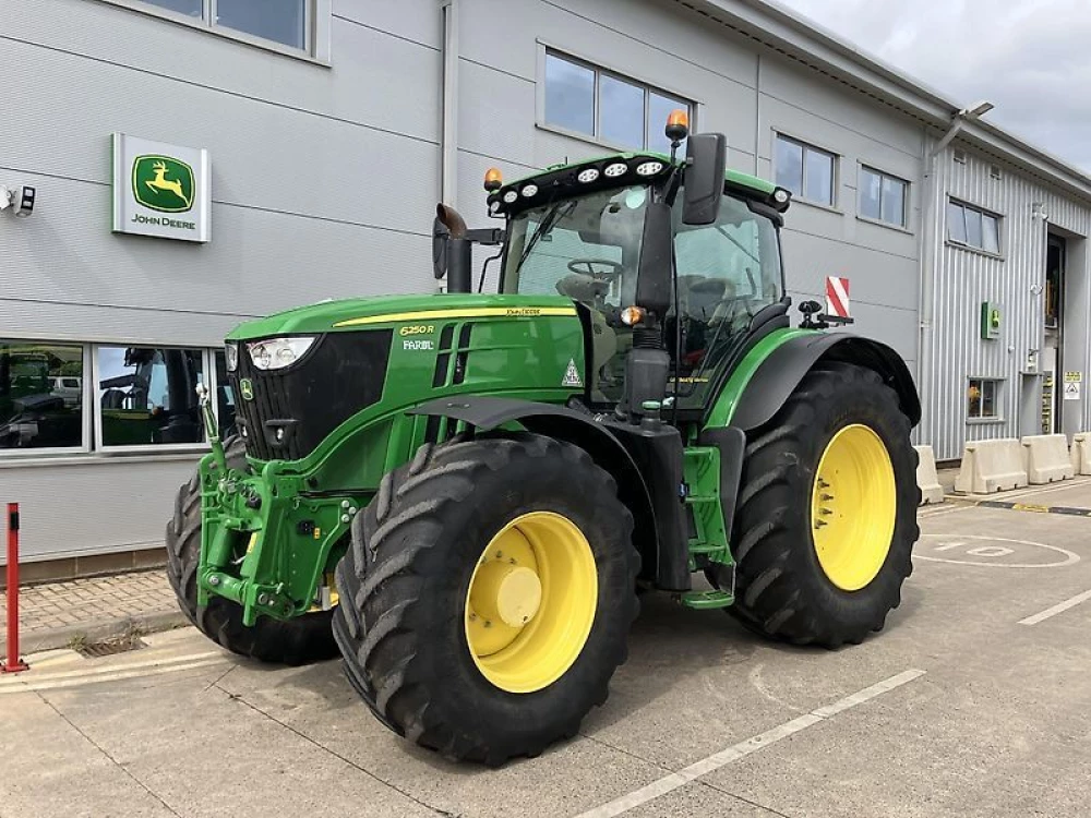 John Deere 6250R