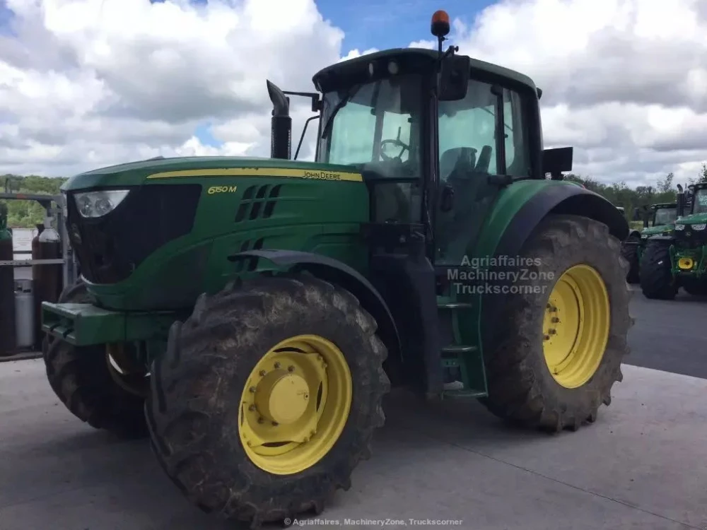 John Deere 6150 m