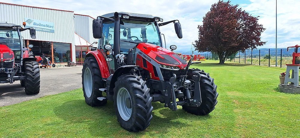 Massey Ferguson 5s-105