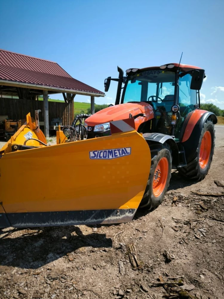 Kubota m 5092