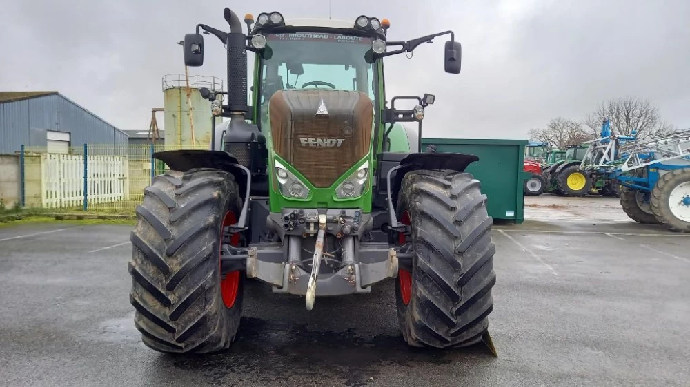 Fendt 824 vario profi +