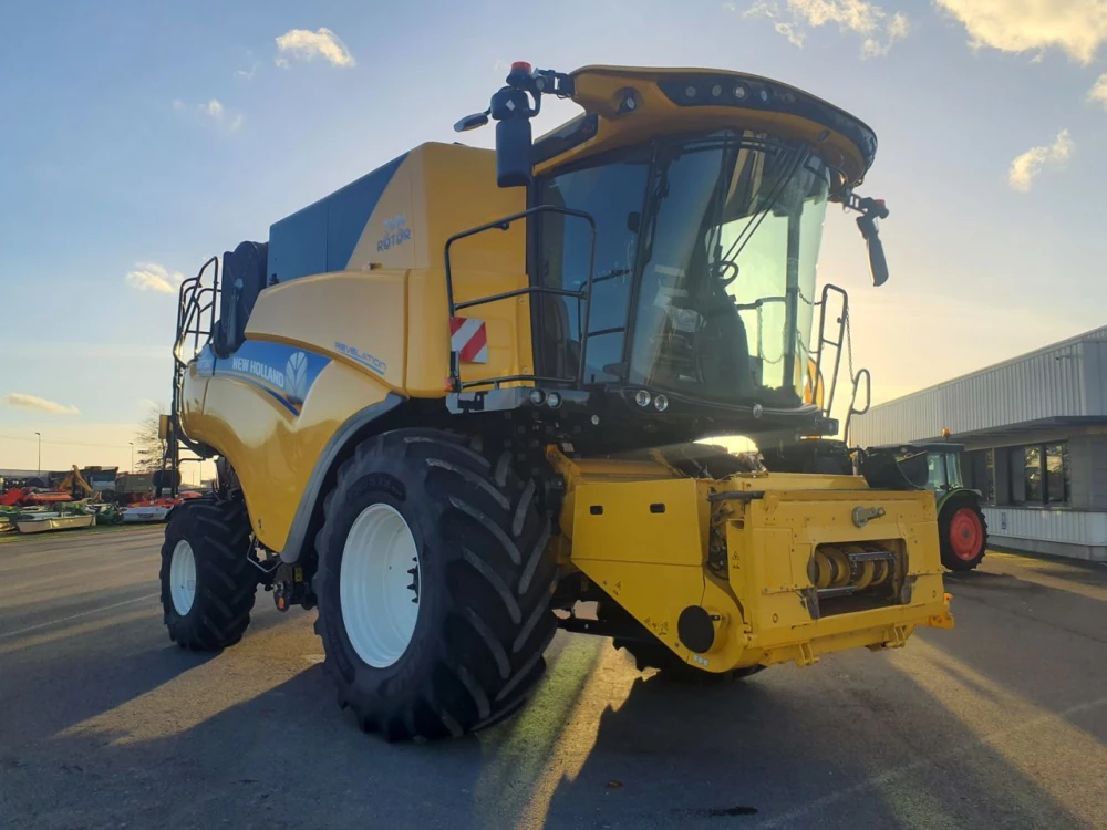 New Holland cr7.80 revelation