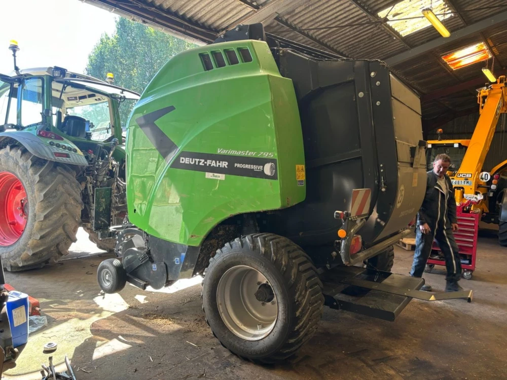 Deutz-Fahr vm7950 opticut 14